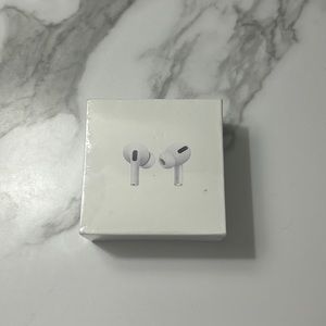 brand new air pods pro